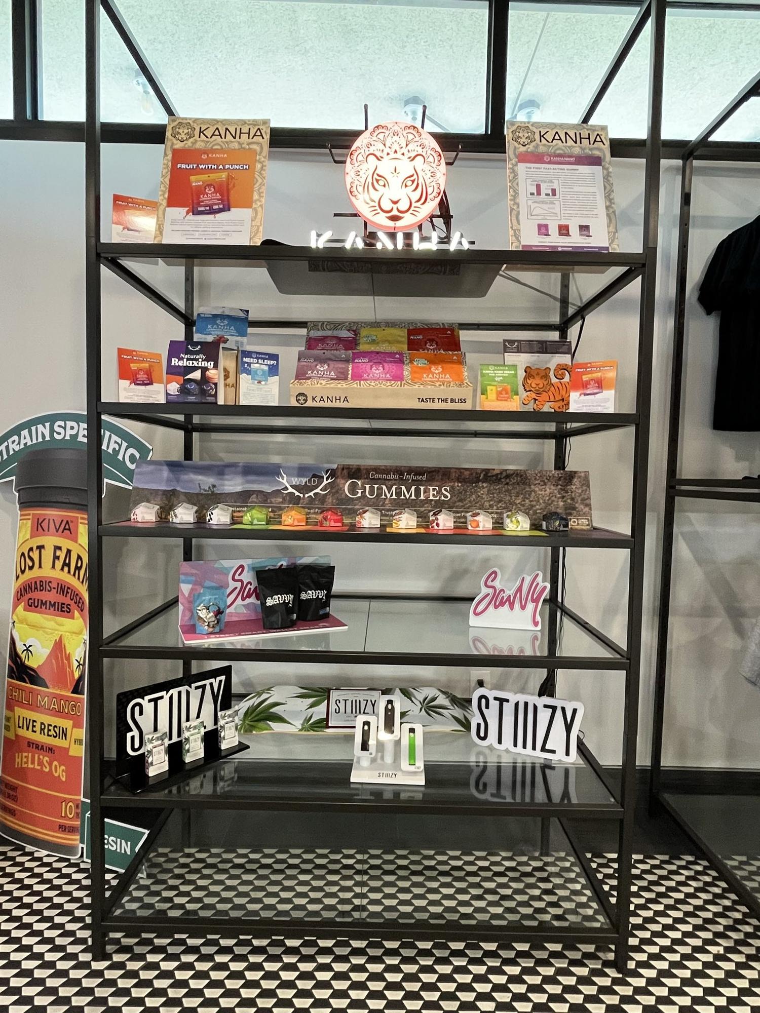 Cannabis and the Generational Divide: Shopping Habits from Boomers to Gen Z